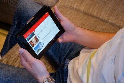 youtube, tablet, news, app, computer, connection, internet, notification, ipad, hands, portable, monitor, cellular technology, information, multimedia, online, channel, media, watch, listen to, equipment, technology, connected, social network, youtube, youtube, youtube, youtube, youtube